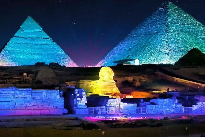 Spettacolo di Suoni e Luci alle Piramidi | Attività da fare al Cairo in 2 giorni Spettacolo di Suoni e Luci alle Piramidi | Attività da fare al Cairo in 2 giorni